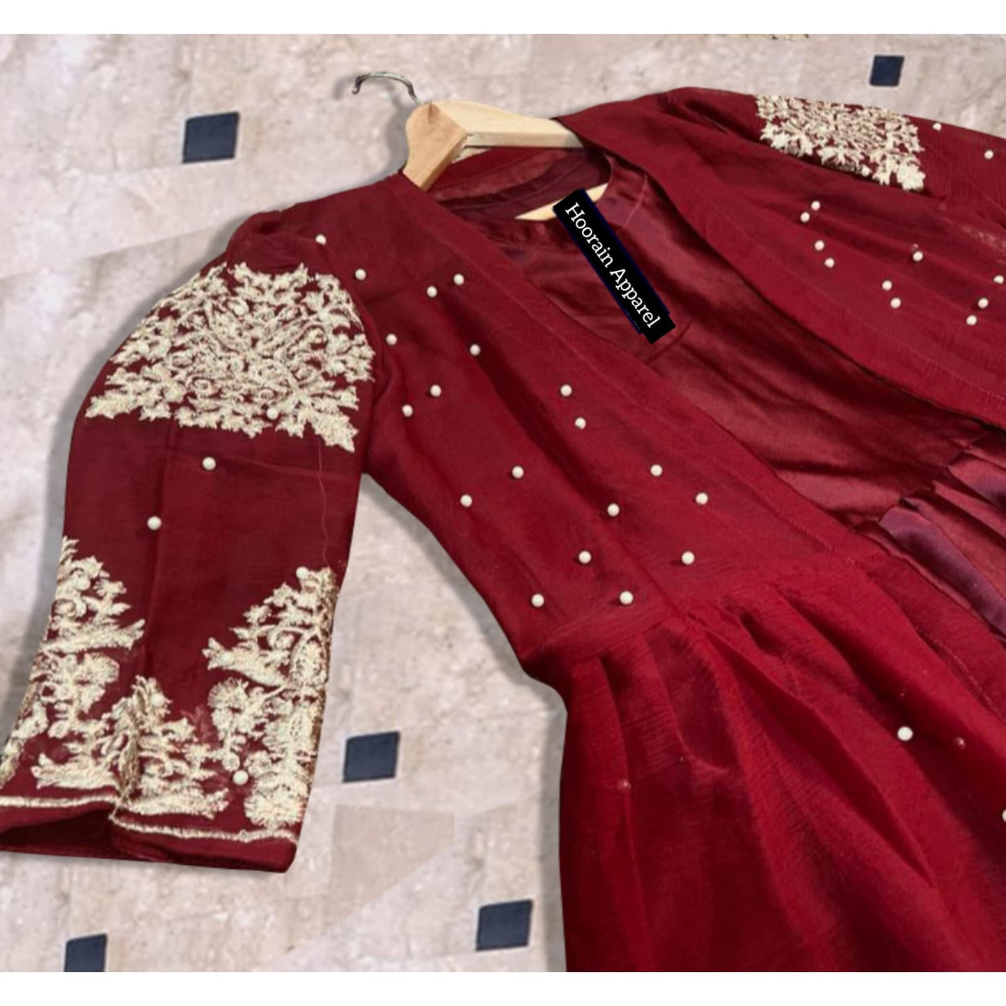 Embroidery Gown with inner ✨👗