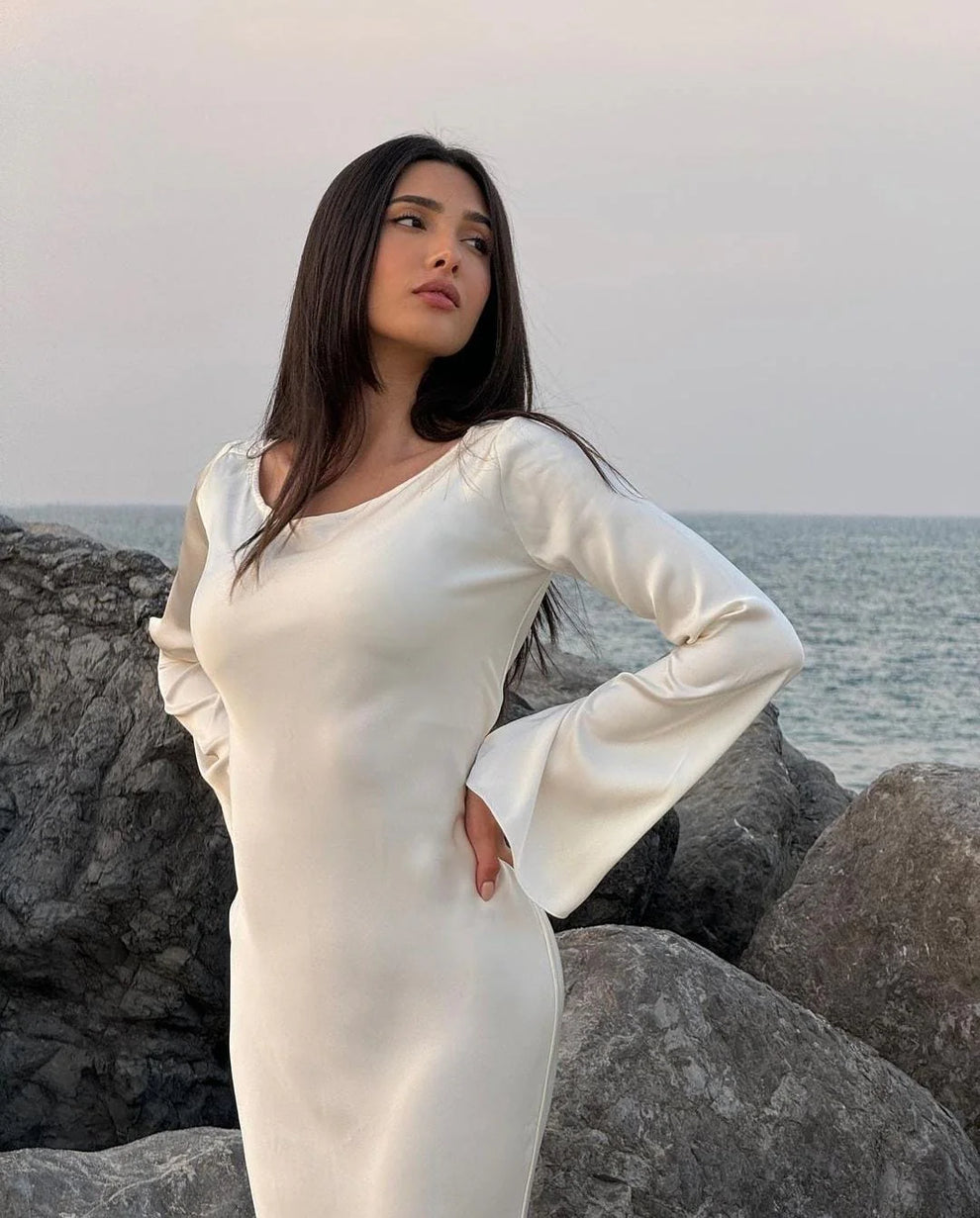 *Long Bodycone Silk Dress🥰*